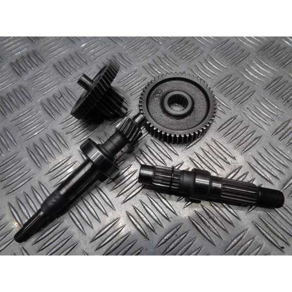 transmission pinjong växel kortaxel skoter 50 kinesisk gy6 139 qma qmb 4 takt- USED