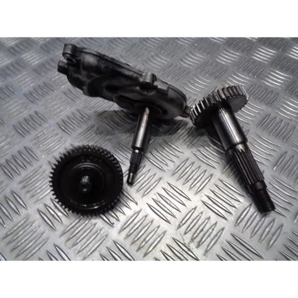 transmission kugghjul qj40 axel vevhus kinesisk skoter 50 gy6 2 takt 1e40qmb Keeway cpi adly sachs tnt generisk- USED