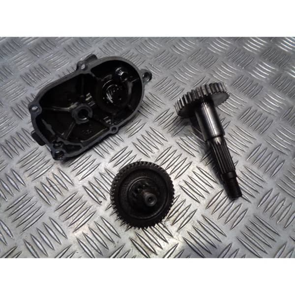 transmission kugghjul qj40 axel vevhus kinesisk skoter 50 gy6 2 takt 1e40qmb Keeway cpi adly sachs tnt generisk- USED