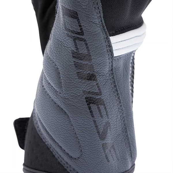 Dainese Kesähanskat Namib Musta M