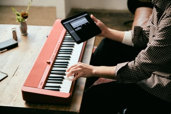 Casio CT-S1 digitaalinen syntetisaattori 61 punainen
