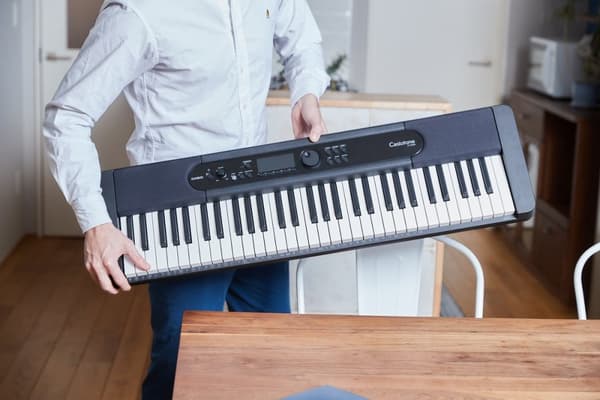 Casio CT-S400 synthesizer Digital synthesizer 61 Svart