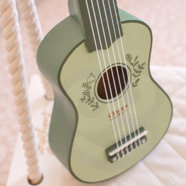 CLASSIC WORLD Vintage puinen kitara lapsille 3+