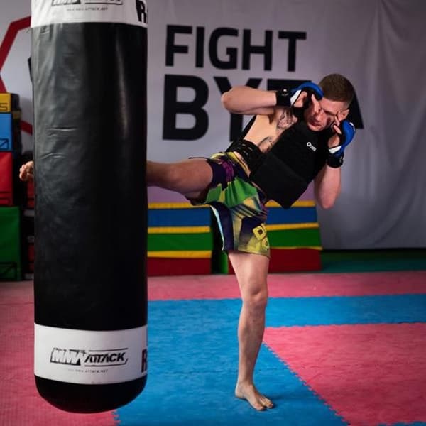 JUSTERBAR TAKTISK VÄNSTERSTÖD TKO07 6,5 KG HMS PREMIUM