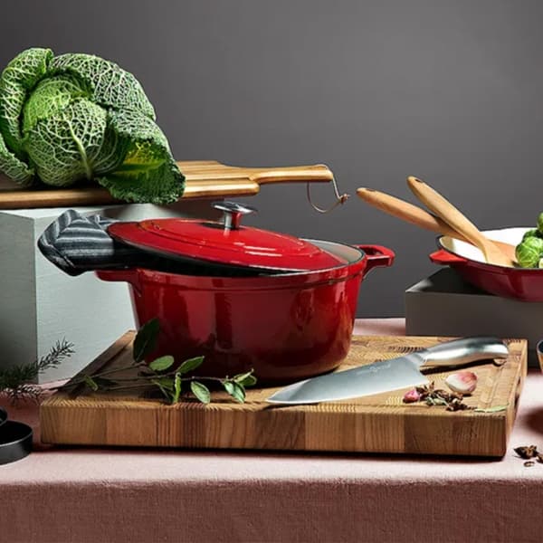 Stenfors Cast Iron Casserole Oval 6,3 L Red - Anders Petter