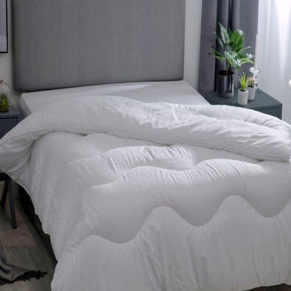 Belledorm Hotel Suite 4.5 Tog-fyllt täcke