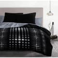 Pikkukuva 1 / 2: Steevy Microfiber Däcke Set - 1 täcke täckning 240x260 cm + 2 kuddväskor 63x63 cm - svart - Home Linen Passion