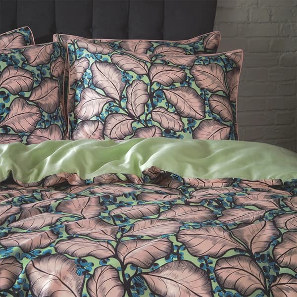 EW by Edinburgh Weavers Magali tropiskt påslakanset i satin med kontrasterande piping