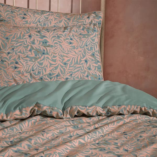 EW By Edinburgh Weavers Malory Traditional Contrast Piping Floral Duvet Cover Set