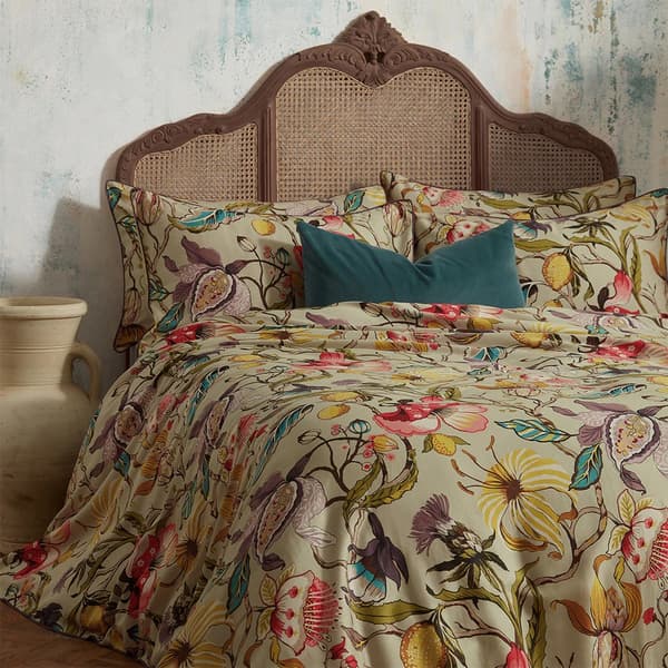EW by Edinburgh Weavers Morton - påslakanset i satin med kontrasterande rör