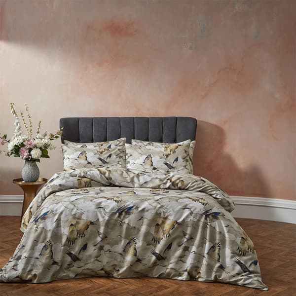 EW By Edinburgh Weavers Flyway Exotic Contrast Piping Duvet Cover Set