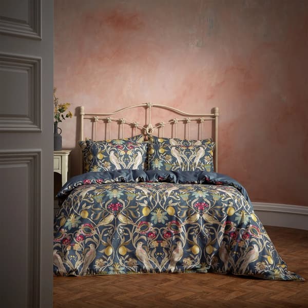 EW By Edinburgh Weavers Liberty Traditional Contrast Piping Floral Duvet Cover Set