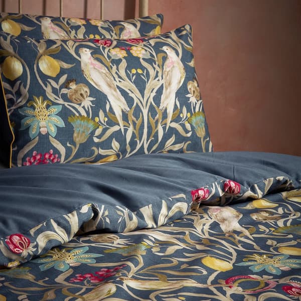 EW By Edinburgh Weavers Liberty Traditional Contrast Piping Floral Duvet Cover Set