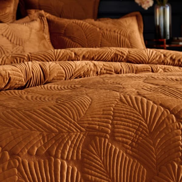 Paoletti Palmeria Velvet Quilted Duvet Cover Set