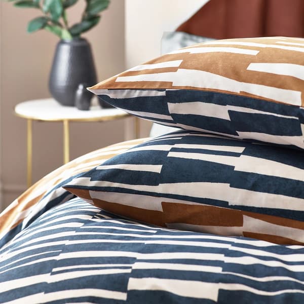 Hoem Piper Reversible Cotton Abstract Duvet Cover Set