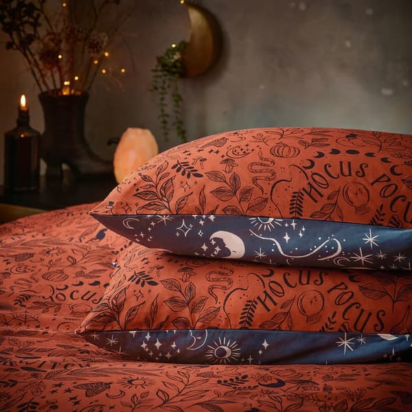 Furn Witchy Vibes vändbart påslakanset