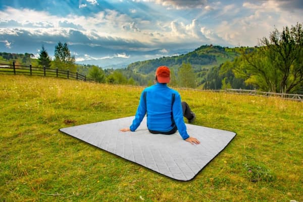 KANGURU Picnic Fluffi filt 140 x 170 cm