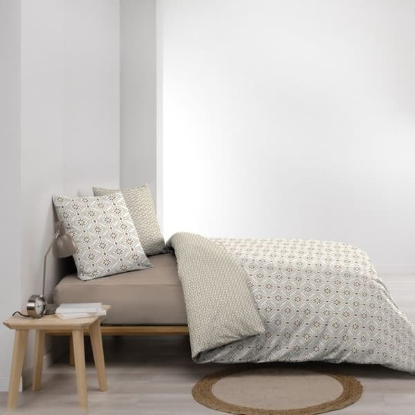 Vändbar täckesett + 240 x 220 cm i 57 trådar bomull + 2 Brianna örngott