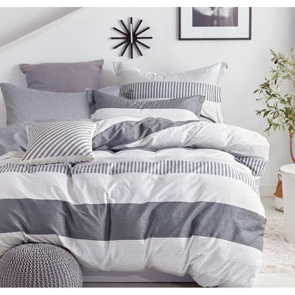 Överdragset "Dubbelsidigt tryck" i kammad percale med 80 trådar/cm² för säng 140 till 160 - Set 240 TA-12-25