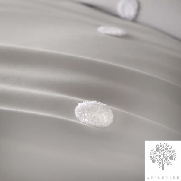 Appletree - DTGSV21PAP - Dot Garden Silver bomullsbäddset med vita prickar dubbel