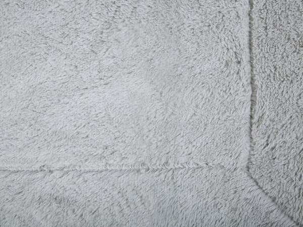 Sengepledd Lysegrå Grå Plysj 180 x 200 cm Fluffy Soverom Sengeteppe