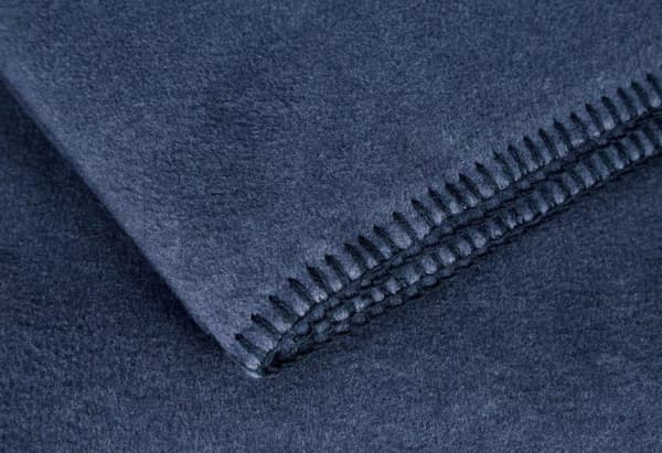 Zoepritz sedan 1828' - 103291-540-160x200 - Zoepritz sedan 1828 Polyester Viskos Pläd, 540 Indigo, 160x200cm