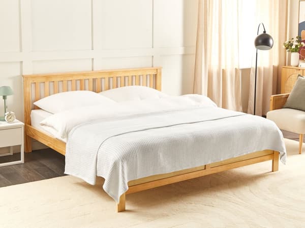 Sengeteppe Lys Beige Bomull 220 x 240 cm med Ensfarget Mønster Dekorativt Sengetøy Soverom