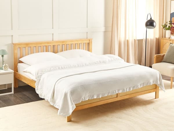 Sengeteppe Hvit Bomull 220 x 240 cm med Volang Dekorativt Pledd Sengetøy Soverom
