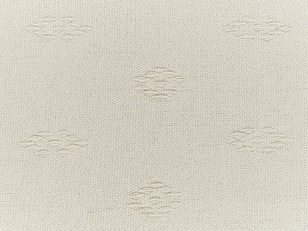 Päiväpeitto beige chenille kangas 150 x 200 cm kudottu tupsuilla geometrinen kuvio skandinaavinen