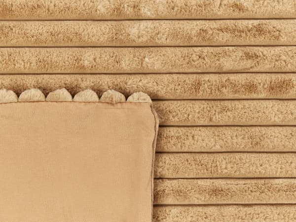 Sengeteppe Lysebrun Polyester 150 x 200 cm Mykt stoff Moderne design Soverom Tekstiler Pledd