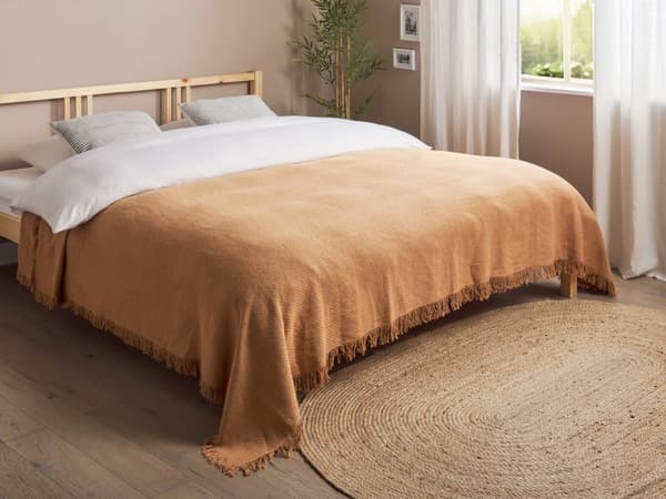 Sengeteppe i Brunt Bomullsstoff 220 x 240 cm med Dusker Dekorativt Kaste Teppe Sengetøy Klassisk Design Soverom