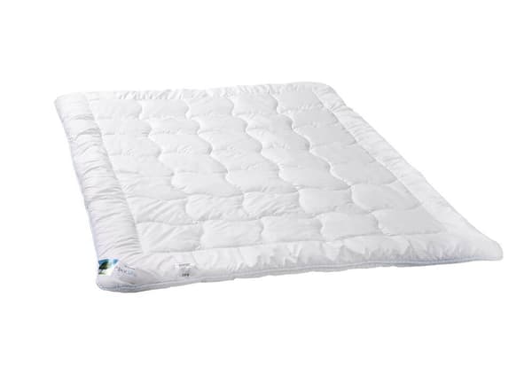 Antiallergiskt täcke 180x200 Medisens varm 1600g vit AMZ