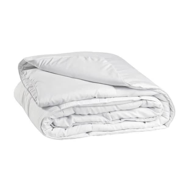 Täcke - 220 x 240 cm - Tempererat - 100% polyester - 2 personer - Vit