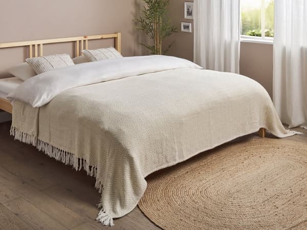 Sängöverkast Ljus Beige Bomull 200 x 240 cm med Tofsar Vardagsrum Sovrum Textilier