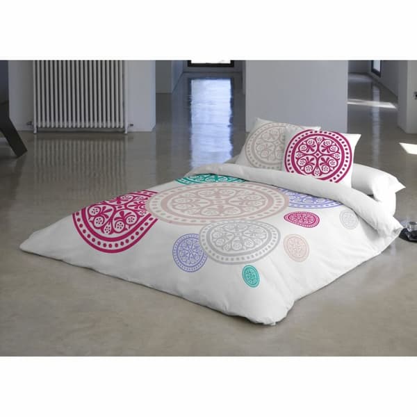 Nordisk deksel Devota & Lomba Medallones - King size-seng fra Storbritannia (240 x 220 + 45 cm)