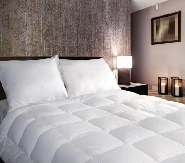 DESIGN91 VATTERET 180 X 200 CM HVID