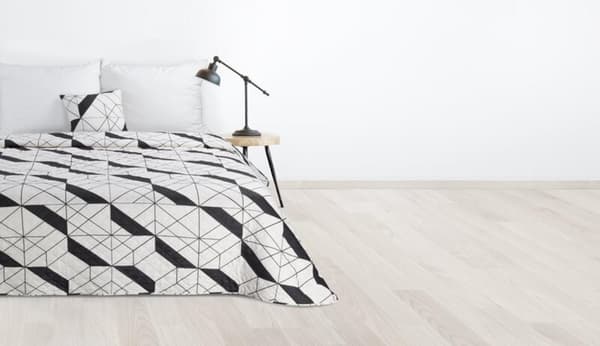 SENGETÆKKE D91 GEO 01 220 X 240 CM LET CREME