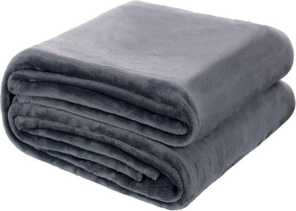 Rutig - INRETTANDE MJUKHET - Flanou - 180 x 220 cm - Polyester - Grå