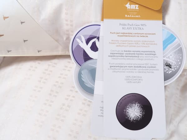 Duntäcke ÅRET RUNDT 200x220 SILVERkräm 90% dun