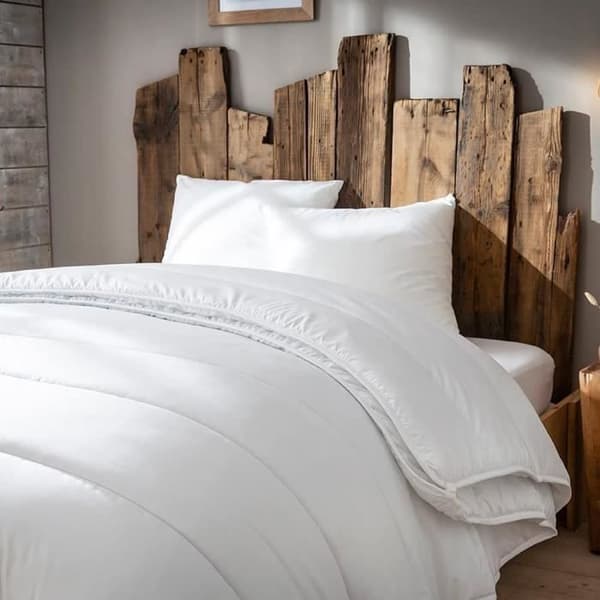 Couette 4 säsonger - ABEIL - Vit - 220x240 - 500g/m² - Polyester Cyclafill