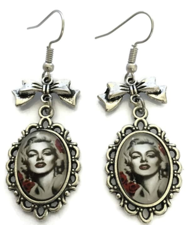 Örhängen Marilyn Monroe Rosett Silver Ikon