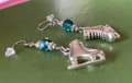 Miniatyrbillede 3 af 4: Earrings - Ice Skates - Bead - Blue