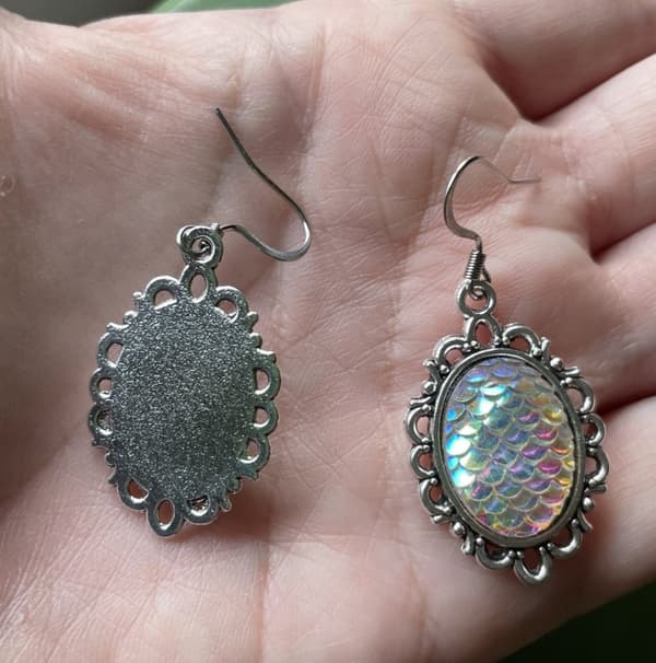 Earrings - Scales - Dragon - Opal/White