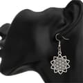 Pikkukuva 2 / 2: Earrings - Flower of Life - Sunflower