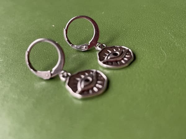 Örhängen Creoler Horus Udjat Ras öga Beskydd Amulett Egyptisk