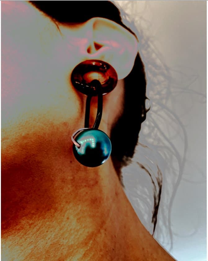 The X Dot and Ring Örhänge 1 örhänge olika färger