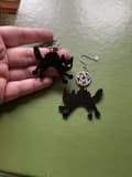 Pikkukuva 3 / 4: Earrings - Cat - Black - Angry - Pentagram - Acrylic