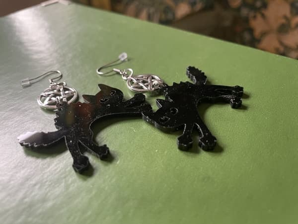 Earrings - Cat - Black - Angry - Pentagram - Acrylic