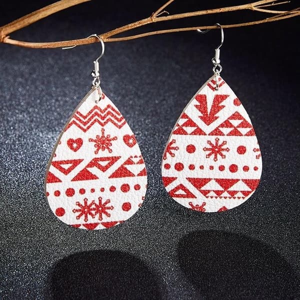 Drop-shaped festive earrings with Christmas motifs cute reindeer leather