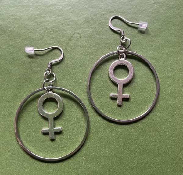 Örhängen Feminist Ringar Feminism Statement Rostfria Ringar